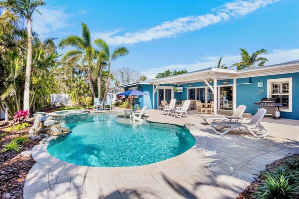 Palms By The Bay by Anna Maria Vacations