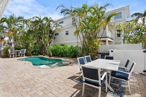 Poolside Dining Area