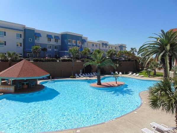 The largest of 3 Maravilla Pools