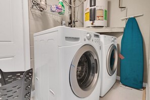 full size Washer & Drier