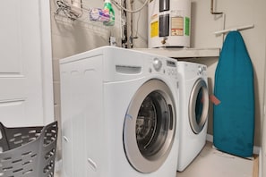 full size Washer & Drier