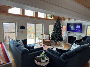 Timber Ridge Retreat is the perfect place to celebrate time Holidays with family or friends!  Enjoy spectacular mountain views, while staying cozy next to the fireplace!