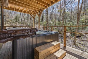 Hot Tub on the Covered Deck with Wooded Privacy