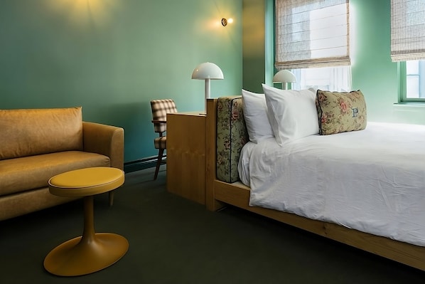 Unit with 1 King size Bed