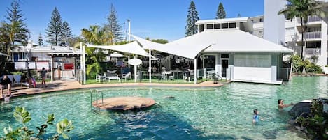 This is the holiday apartment with it all, 2 bedroom, 2 bathroom, air-conditioned, 150 metre long lagoon pool, separate pool, spa, gym, games room, large outdoor children's playground, meeting room and yes its also directly opposite Alexandra Headland beach and surf club.