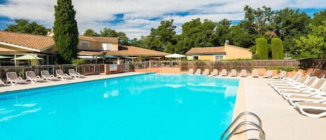 Holiday Park Facilities and Services 