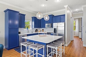 Kitchen space large enough for your entire group