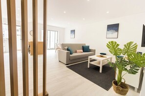 SALA DE ESTAR / LIVING ROOM/ SALÓN