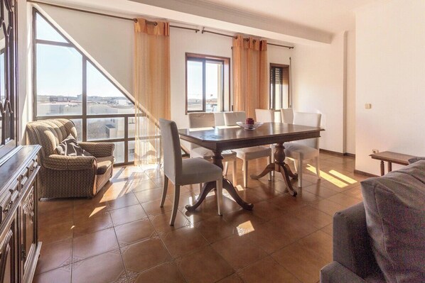 Sala de jantar / Dining room / Comedor / Salle à manger