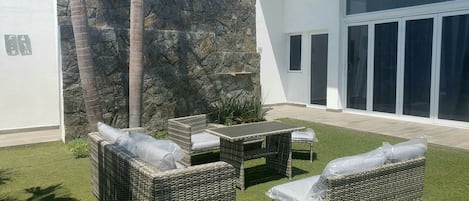 Disfruta aun mas de nuestro Jardín ,listo  para ti y los tuyos