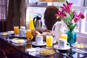 Breakfast meal