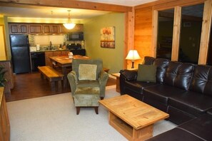 Couch, Furniture, Indoors, Living Room, Table
