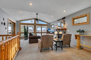 Living room area with great views of the lake