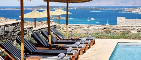 Platinum Paros Villa | 3 Bedrooms | Villa Sky | Sea View & Private Pool | Naousa