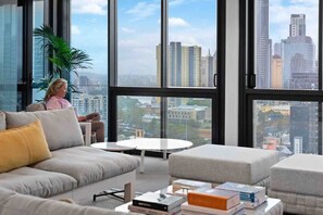 Relax overlooking the majestic city view in the heart of brisbanes restaurant and bar district. 