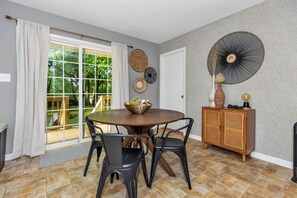 Dining Area off of kitchen