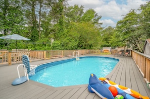 Take a dip in your PRIVATE POOL!