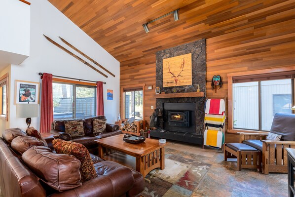 Living Room w/ Wood Fireplace