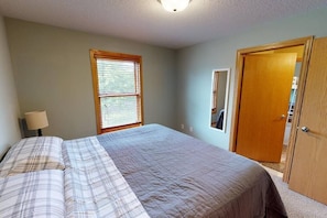 Upper Level Bedroom with en-suite bathroom