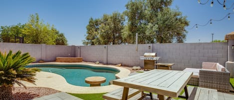 Gilbert Vacation Rental | 3BR | 2BA | 1,600 Sq Ft | Step-Free Access