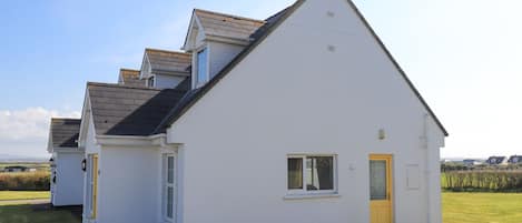 Ballybunion Holiday Cottage No. 10 | Coastal Self-Catering Holiday Accommodation Available in Ballybunion, County Kerry