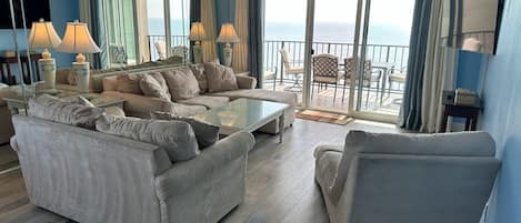 A room with a view--looking toward the living room and beachfront balcony