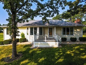 Check out our amazing Airbnb! We are located just a few minutes from downtown Lake Geneva.  Come stay with us in our three bedroom, 2.5 bath home! We have WiFi, Smart TV's, Wii, board games, a full kitchen, a three season's room and more!