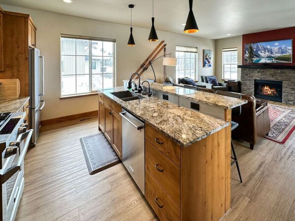 Private kitchen