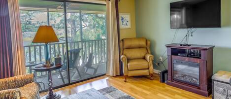 Little River Vacation Rental | 1BR | 1BA | 700 Sq Ft | Stairs Required