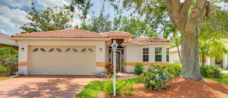 North Fort Myers Vacation Rental | 2BR | 2BA | 1,250 Sq Ft | Step-Free Access