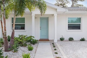 Private entrance with keypad reset for every guest. 