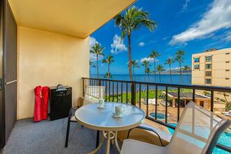 Breathtaking Pool & Ocean Views! - Updated Corner Unit -Sugar Beach #412