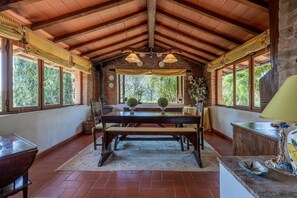 Autumn, Dining Room, Living Room, Spring, Summer