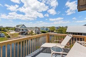 NHCA33: New Beginnings | Top Level Sun Deck