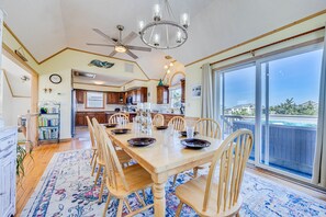 08-Surf-Or-Sound-Realty-1094-Sea Lady-Dining Area-3