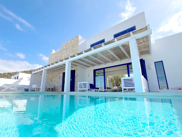 Property building,Swimming pool