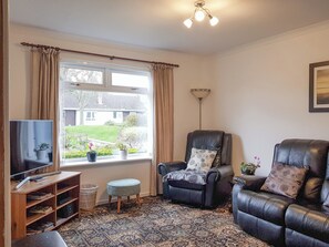 Living room | Buchanan Park, Ceres, near Cupar
