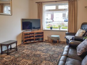 Living room | Buchanan Park, Ceres, near Cupar