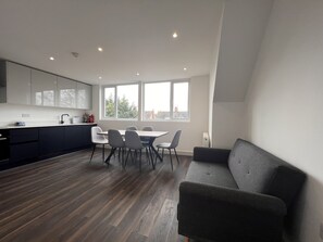 Open plan kitchen diner