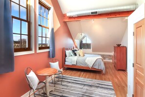 Sitting area in primary bedroom