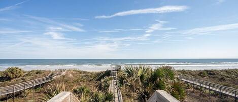 Beach access from Green Road