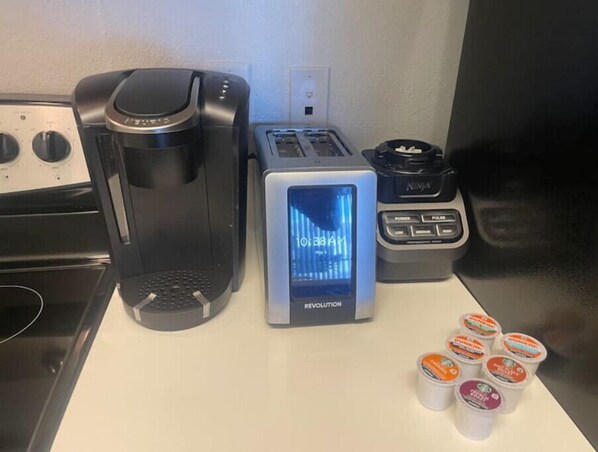 Kaffee und/oder Kaffeemaschine