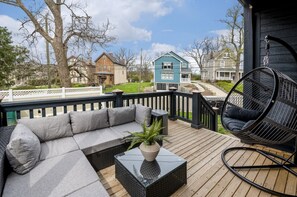 Outdoor Living Space w/ Fully Fenced Backyard!