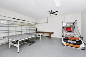 Spielezimmer