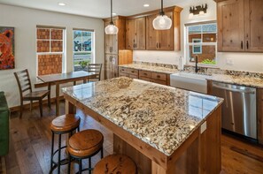 Gorgeous kitchen, full appointed with everything you need and seating for 5