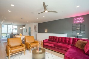 Spacious Living Room w/TV + Sleeper Sofa