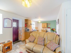 Open plan living space | The Granary - Wilson Cottages, Lingdale, near Saltburn-by-the-Sea