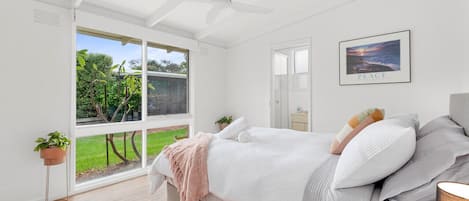 Master bedroom with ensuite. Porta cot available.