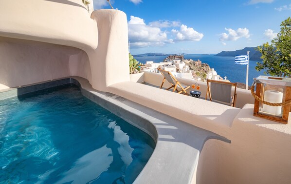 Plunge Pool - View