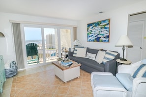 St. Augustine Beach Rentals Living Room